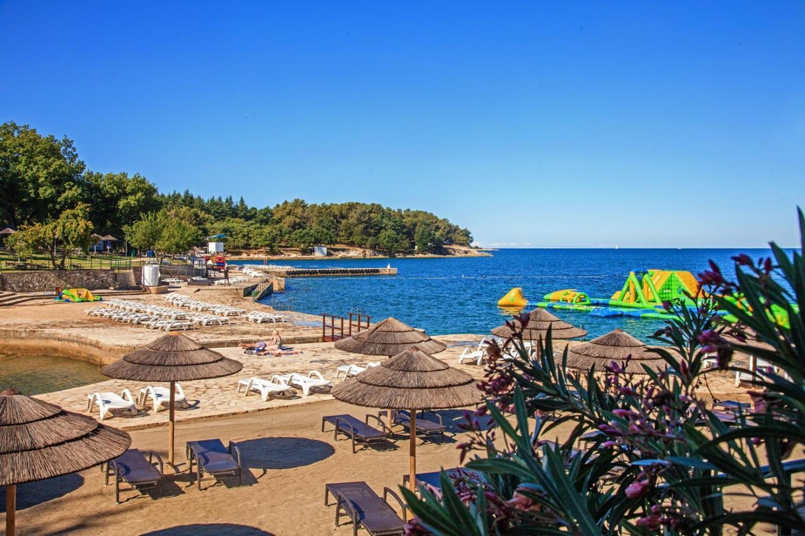 Apartments Zrnic Poreč Exteriör bild