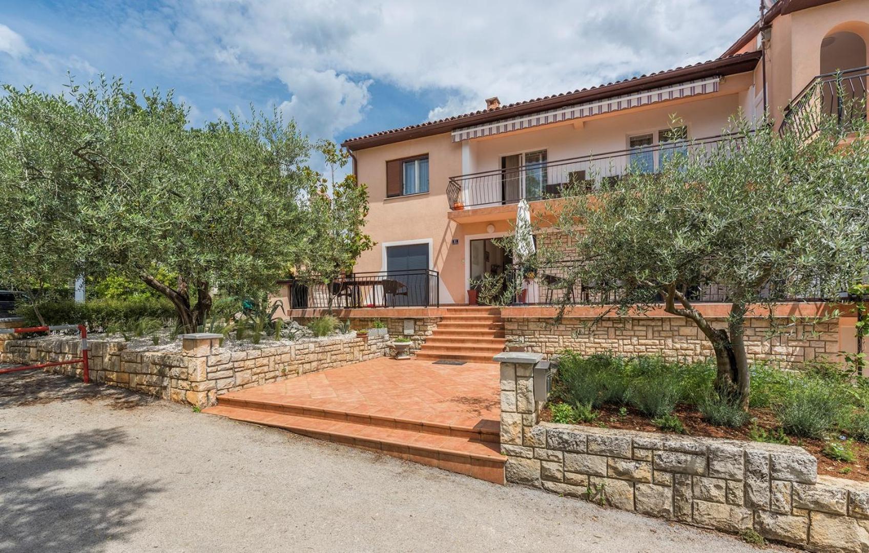 Apartments Zrnic Poreč Exteriör bild